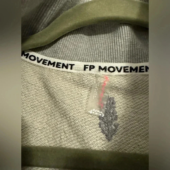NWT FP Movement Valley Girl Sweatshirt - Picture 3 of 5